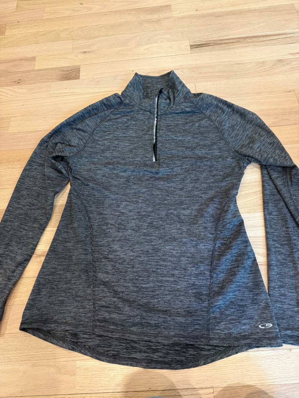 Champion Women’s Dark Heather Gray Quarter-Zip Pullover - Medium